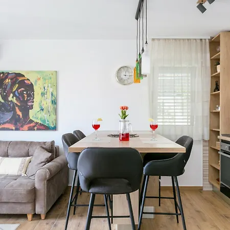 With A Parking Space Seget Donji, Trogir - 23273 Appartamento *