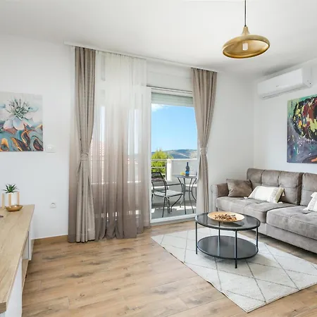 With A Parking Space Seget Donji, Trogir - 23273 Appartamento Donji Seget
