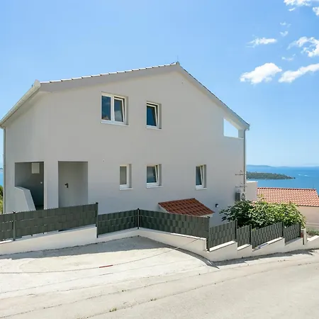 With A Parking Space Seget Donji, Trogir - 23273 *