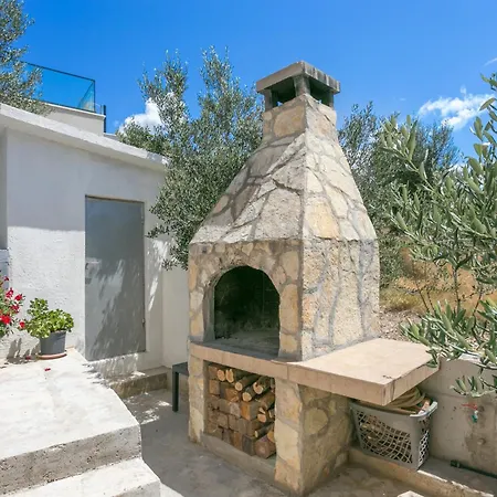 Διαμέρισμα With Parking Space Seget Donji, Trogir - 23273