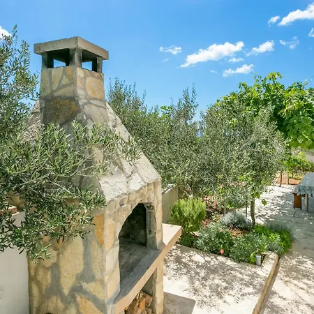 Διαμέρισμα With Parking Space Seget Donji, Trogir - 23273 Donji Seget